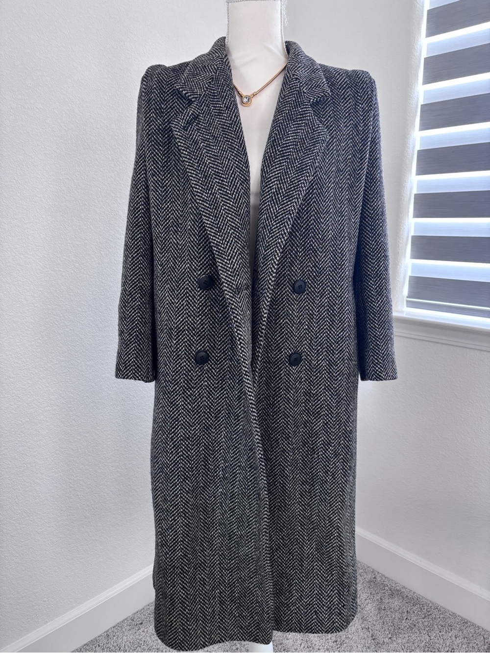 Vintage Double-Breasted Herringbone Pea Coat - Black & White